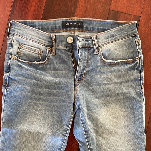 Jeans - Picture 2 of 3